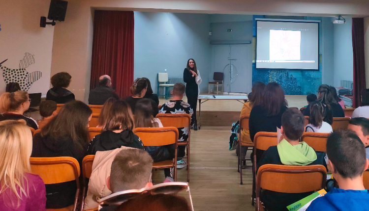 Επιδόθηκαν τα πιστοποιητικά πληροφορικής από το ΚΔΑΠ «Το Φρούριο» του Δ. Τρικκαίων