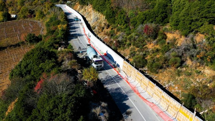 Ενίσχυση της ευστάθειας στην παράκαμψη Κρανιάς στο Δήμο Τεμπών