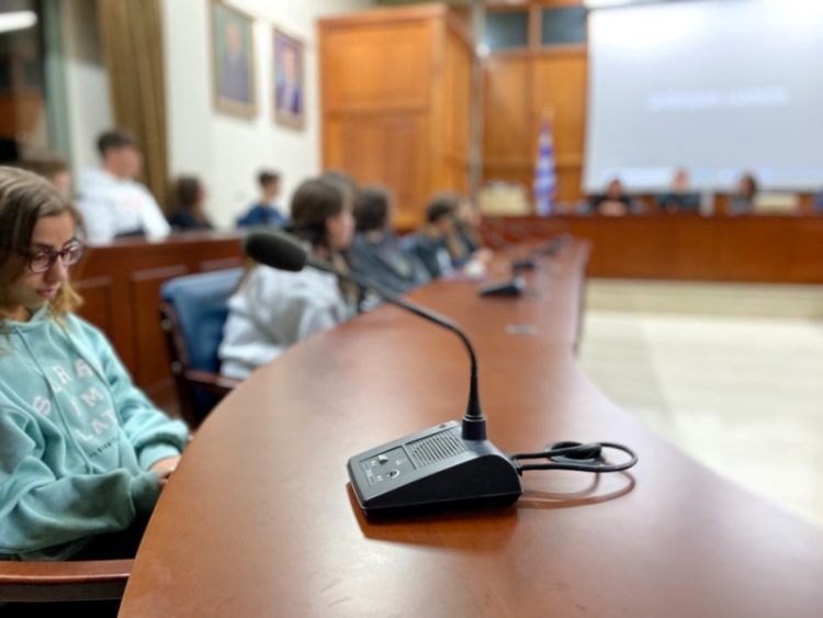 «Φωνή» για την τρικαλινή νεολαία το Δημοτικό Συμβούλιο Νέων Δ. Τρικκαίων