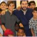 «Πατέρα Αντώνιε είμαστε τα παιδιά σου. Είμαστε και θα είμαστε μαζί σου»: Παιδιά που έζησαν στις δομές στηρίζουν με επιστολή τον πατέρα Αντώνιο
