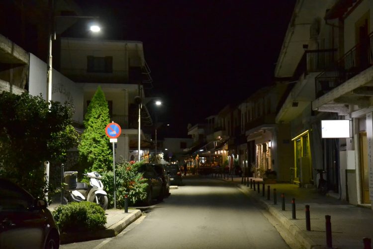Η εταιρεία Λαφαζάνης Ηλεκτρολογικό Υλικό καινοτομεί στον αυτοματοποιημένο φωτισμό εγκαθιστώντας έξυπνα φωτιστικά στο δήμο Μουζακίου