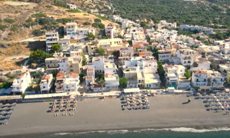 Αυτό είναι το χωριό στην Κρήτη που “θέλει να μετακομίσει όλη η Ευρώπη” (βίντεο)