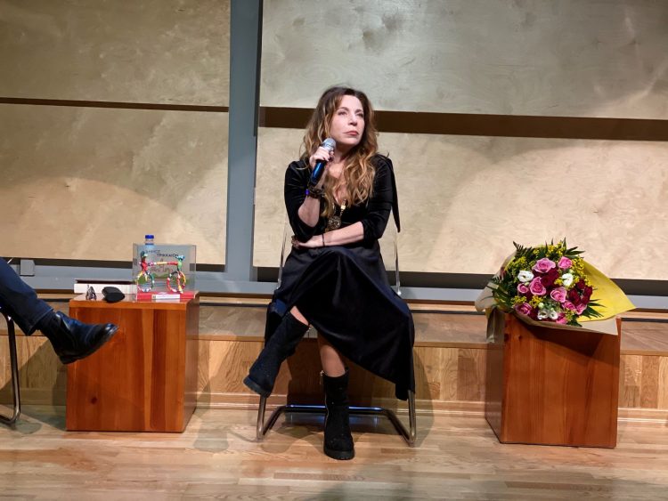 Τρίκαλα: Λύκοι κατασπάραξαν γαϊδούρι εντός κατοικημένης ζώνης – Προσοχή σκληρές εικόνες!!