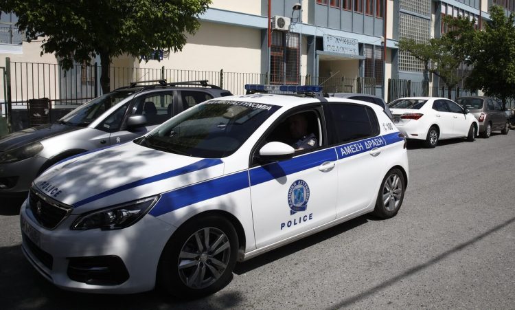 Έγκλημα στη Μάνδρα – Νεκρός 17χρονος: Ομολόγησε ο 14χρονος αδερφός