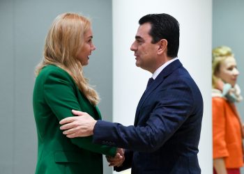 Σκρέκας: «Δεν υπάρχει χρόνος, λύση άμεσα με ρεαλιστικό πλαφόν»