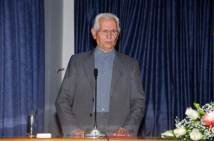 Ιωάννης Χασιώτης: Ο τυφλός βοσκός που γνωρίζει από στήθους τα 27 βιβλία της Καινής Διαθήκης