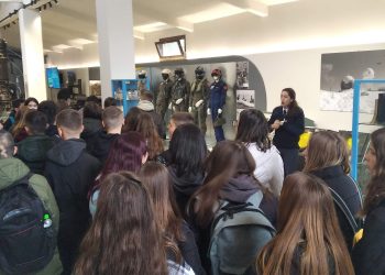 Το 5ο Γυμνάσιο στο Αρχηγείο Τακτικής Αεροπορίας