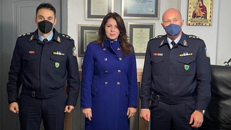 Στην Αστυνομική Διεύθυνση Τρικάλων η Βουλευτής Κατερίνα Παπακώστα
