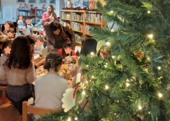 «Παραμυθένια» εκδήλωση για τα Χριστούγεννα στη Δημοτική Βιβλιοθήκη Τρικάλων