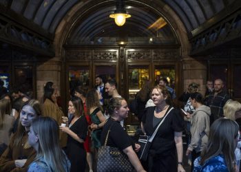 Βρετανία: Η ενεργειακή κρίση «απειλεί» τα θέατρα -Φόβος για μπλακ άουτ