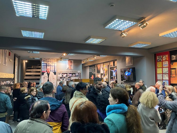 “Καλοκαίρια και χειμώνες” στη “Γωνιά Μητροπάνου” στα Τρίκαλα