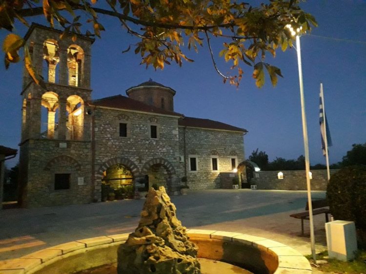 Ιερά Αγρυπνία στον Ι.Ν. Αγίου Αθανασίου Καρυών για την εορτή του Αγίου Διονυσίου
