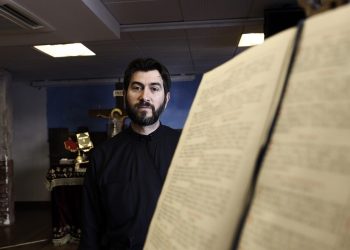 «Καίει» τον πατέρα Αντώνιο ιδιοκτήτης ακινήτου στα Ιωάννινα