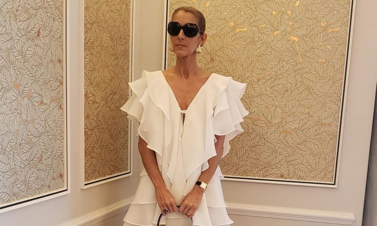 H Celine Dion τραγουδάει «Ι’m Alive» στο πολυτελές σπίτι της