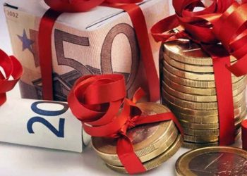 Πως αμοίβονται οι αργίες των Χριστουγέννων και της Πρωτοχρονιάς