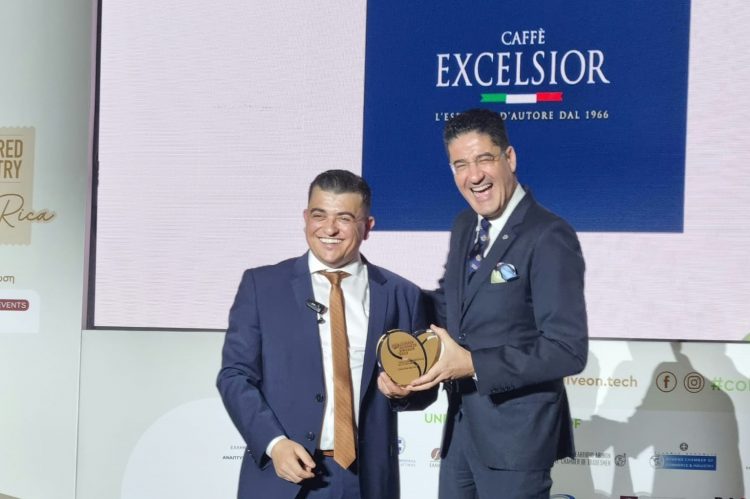 3 χρυσά και 1 ασημένιο βραβείο για τον espresso excelsior στα Coffee awards