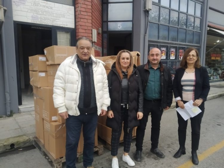 Νέοι υπολογιστές για διοικητική λειτουργία και… σερφάρισμα στα ΚΑΠΗ του Δ. Τρικκαίων