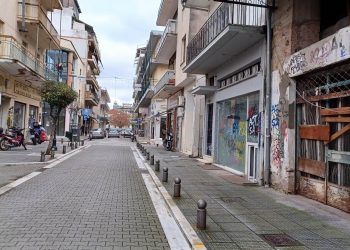Αγορά δύο ταχυτήτων στα Τρίκαλα-Αργοπεθαίνει το ιστορικό εμπορικό κέντρο