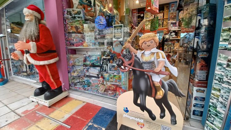 Junior Toys: Κάνει τα παιδικά όνειρα πραγματικότητα