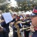 Κάλαντα από τη Δημοτική Φιλαρμονική Τρικκαίων στο Δημαρχείο και το κέντρο των Τρικάλων