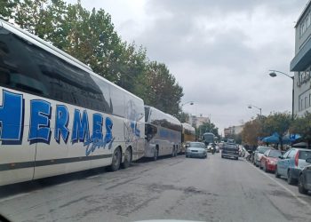 Χιλιάδες επισκέπτες στα Τρίκαλα λόγω Μύλου-Πάνω από 550 λεωφορεία το σαββατοκύριακο