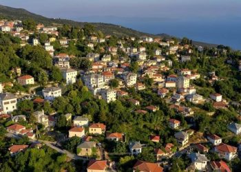 Πήλιο: Παράδεισος ευωδίας και χρωμάτων στα χωριά των λουλουδιών