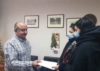 Τα φιλοδωρήματα 2 μηνών έδωσαν στο Κοινωνικό Παντοπωλείο Δ. Τρικκαίων εργαζόμενοι/ες στην εστίαση