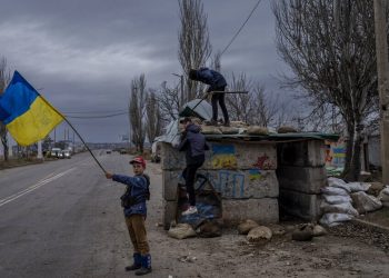 Ουκρανία: 7 εκατ. παιδιά στο έλεος του ψύχους, χωρίς σταθερό ρεύμα