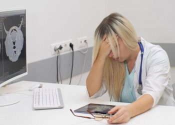 Άγχος και κούραση: Πόσο αυξάνουν τον κίνδυνο άνοιας