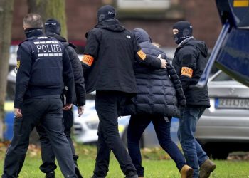 Γερμανία: Συνελήφθη Ιρανός που σχεδίαζε τρομοκρατική επίθεση με χημικά