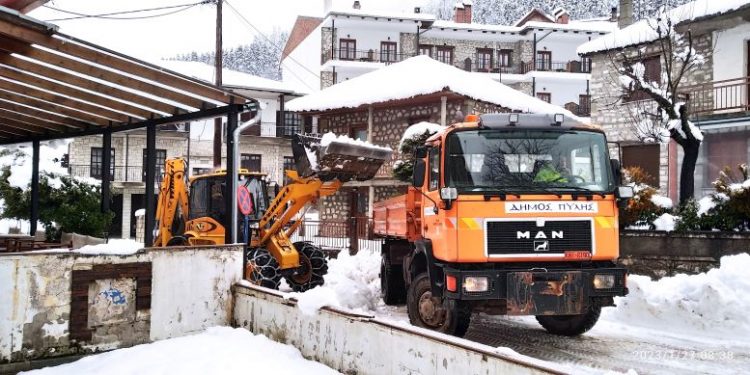 Σε ετοιμότητα ο μηχανισμός του Δήμου Πύλης για την αντιμετώπιση του χιονιά