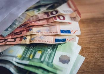 Nέο επίδομα Πάσχα 300€ για τα ευάλωτα νοικοκυριά – Ποιοι το δικαιούνται, πότε αναμένεται να δοθεί