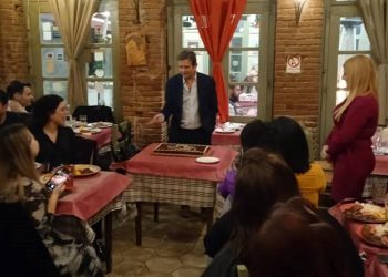 Συναδελφικά και οικογενειακά έκοψε στα Μεζεδοκαμώματα την πίτα της η Α’ Παθολογική Κλινική του Νοσοκομείου Τρικάλων