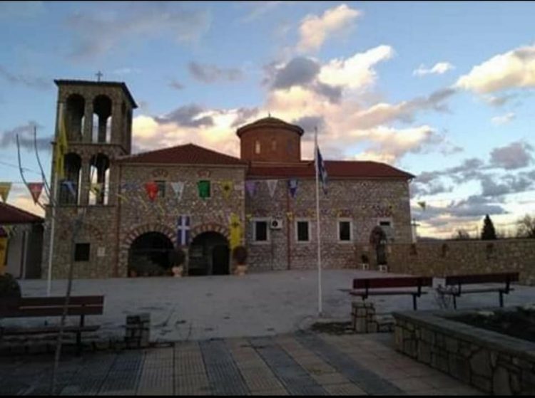 Πανηγυρίζει ο Ιερός Ναός Αγίου Αθανασίου Καρυών Τρικάλων