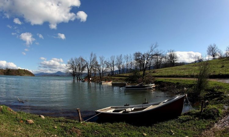 Καιρός: Ανοιξιάτικη η Πέμπτη – Η πρόγνωση για το τριήμερο