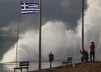 Κακοκαιρία: Δύο βαρομετρικά χαμηλά φέρνουν έντονα φαινόμενα στην Ελλάδα