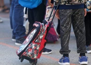Σχολεία: Ανοίγουν κανονικά τη Δευτέρα (9/1) διαμηνύει η Κεραμέως