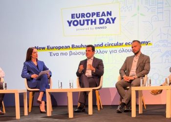 Κώστας Σκρέκας στη ΟΝΝΕΔ: «Χρέος μας να κάνουμε την κυκλική οικονομία αναπόσπαστο κομμάτι της καθημερινότητάς μας»
