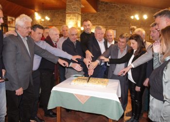 Συνεδρίασε και έκοψε πίτα η ΠΕΔ Θεσσαλίας στο Περτούλι