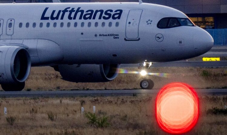 Γερμανία: Κατέρρευσε το σύστημα της Lufthansa – Ακυρώσεις και καθυστερήσεις σε όλο τον κόσμο