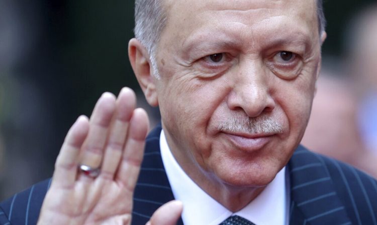 Σεισμός στην Τουρκία – Οργή κατά Ερντογάν: Εντελώς απροετοίμαστο το κράτος, καθυστέρησε η βοήθεια
