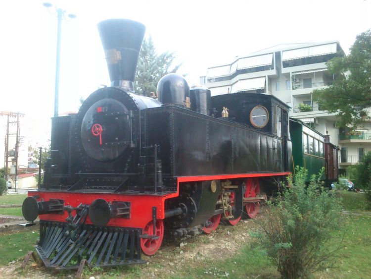 Παράσταση διαμαρτυρίας από τους φίλους του τρένου στο γραφείο του Δημάρχου Τρικκαίων για τον καρβουνιάρη