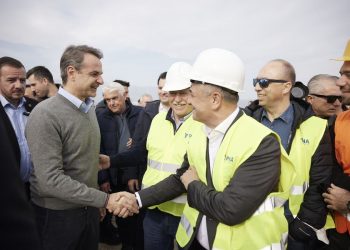 Στο εργοτάξιο του Ε65 στα Τρίκαλα ο Κυριάκος Μητσοτάκης-Στο τέλος του έτους σε κυκλοφορία το πρώτο τμήμα, από τα Τρίκαλα μέχρι την Καλαμπάκα