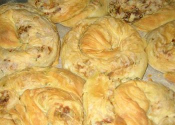 Χορτόπιτα κουλούρια (βλάχικη)