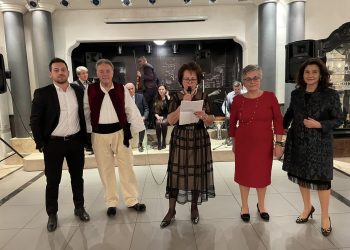 Το έκαψαν οι Ηπειρώτες των Τρικάλων