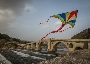 Πανέμορφοι χαρταετοί στον Τρικαλινό ουρανό…