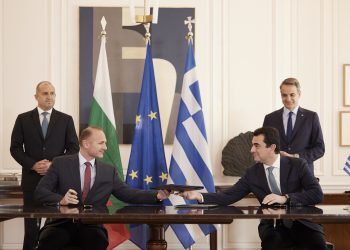 Στο Μαξίμου ο Σκρέκας για την υπογραφή του αγωγού Αλεξανδρούπολη – Μπουργκάς