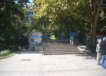 ΓΕΦΥΡΑ ΜΑΡΟΥΓΚΑΙΝΑΣ- Σεβασμός και αγάπη για την παράδοση