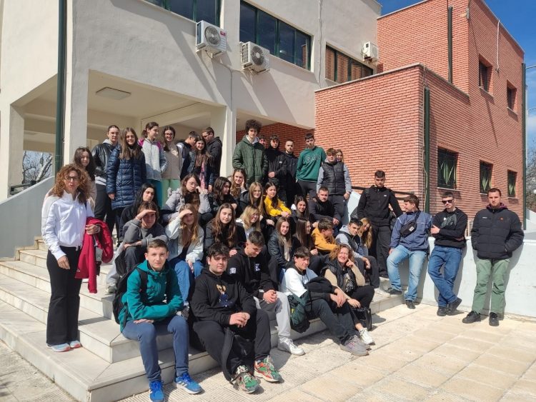 Το 8ο ΓΕΛ στο ΤΕΦΑΑ Τρικάλων