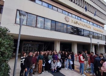 Επίσκεψη σε ΠΑΜΑΚ,τμήμα Μουσικής Επιστήμης και Τέχνης η Χορωδία του 1ου Γυμνασίου Τρικάλων